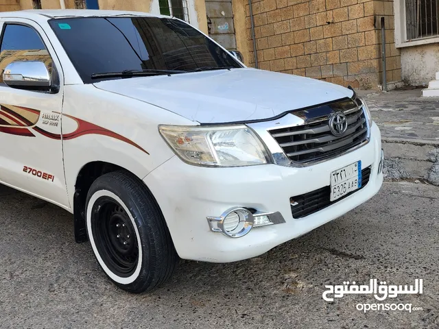 Toyota Hilux 2015 in Taiz