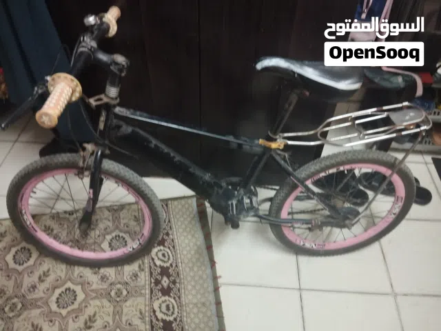 it is used it is dirty but it can ride