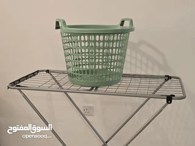 Clothes dryer and basket