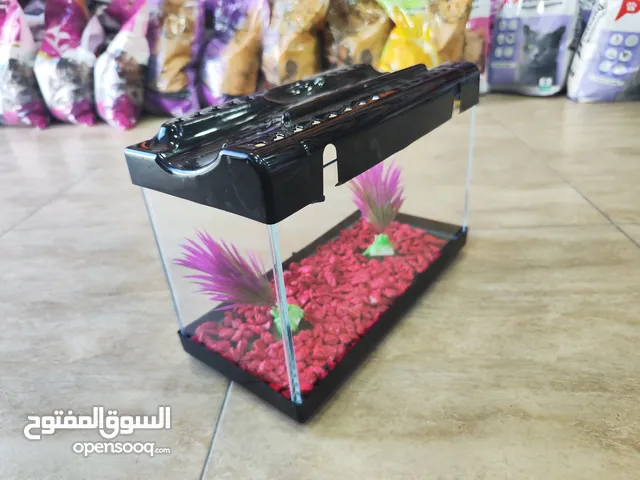 حوض سمك مجهز بالكامل طول 31 .. عمق 7 سم .. ارتفاع 21 سم
