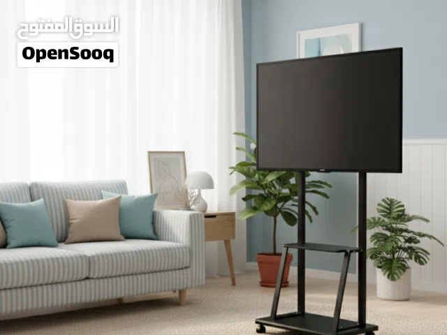 ستاند شاشة تلفزيون حديد مجلفن 150سم ل 200سم تقريبا بعجلات يحمل حتى 75 بوصة