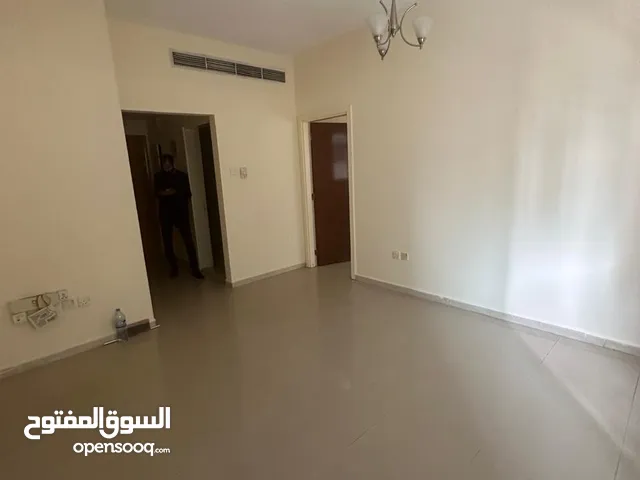 1000 ft 1 Bedroom Apartments for Rent in Sharjah Al Qasemiya