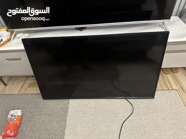Samsung LED 42 inch TV in Tripoli
