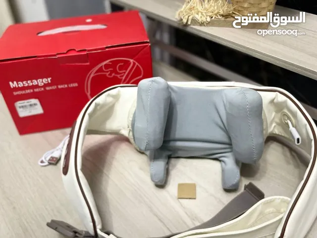 يوفر مدلك الرقبة ، تدليكًا عميقًا ومريحًا للرقبة والكتفين والخصر وأجزاء أخرى من الجسم باستخدام تقنية