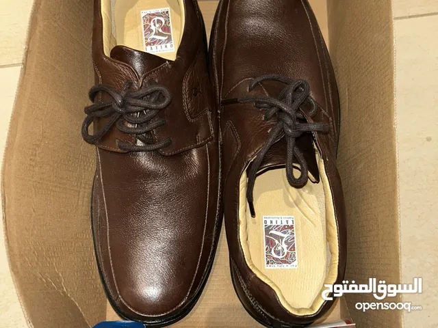 Brown leather shoes original brand new only wore one time