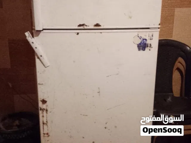 ثلاجه بيكو بحاله الوكاله الباب بده دهان