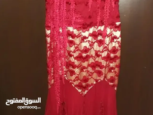 فستان سهره رسمي مقاس 44 ايطالي XL للتواصل عبر وتساب فقط