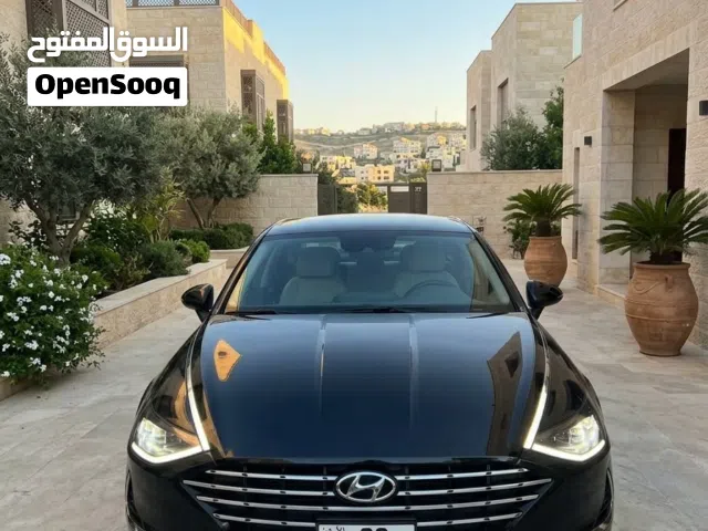 2021 هيونداي سوناتا Standard