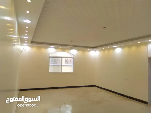 400m2 More than 6 bedrooms Villa for Sale in Aden Al Buraiqeh