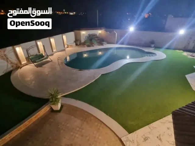 فيلا روعه للبيع في طريق العين