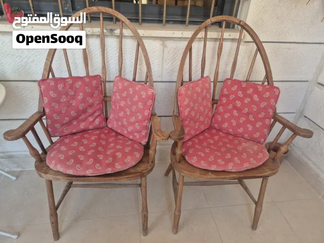 كراسي حديقة عدد 2 بحاله جيده