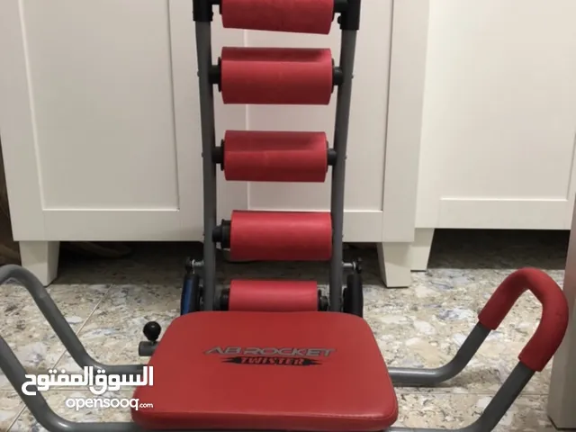 كرسي تمارين رياضيه للبطن  معدات لياقه بدنيه تمارين على الانترنت
