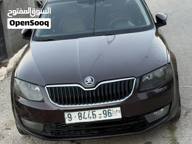2015 سكودا اوكتافيا Ambition