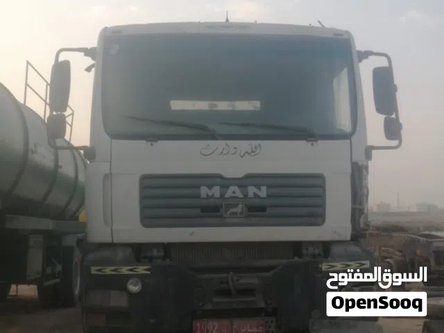 مان راس تريلة 2008 شغال نظيف لا تنظر إلى الشكل الخارجي