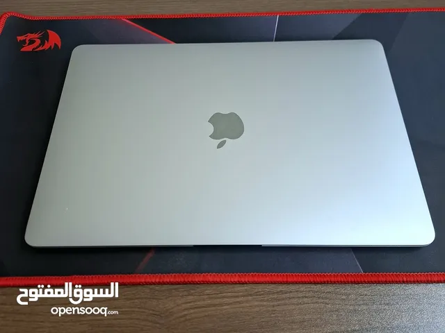 Apple MacBook Air 2020 مقاس 13.3 بوصة (شريحة Apple M1) (مستعمل)