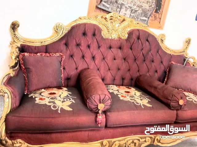 كنب فاخر جدا واله ناسه اقراء الوصف