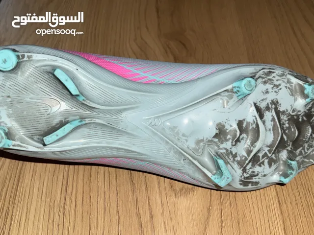 جوتي ازرق ووردي استعمال خفيف