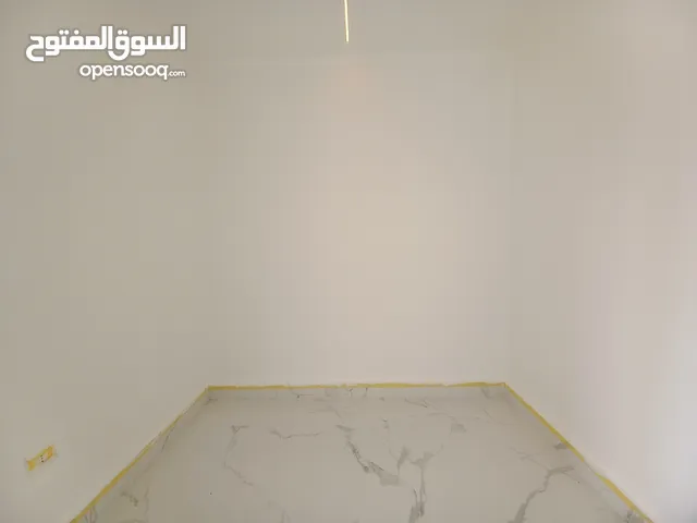 Apartment For Sale In 4th Circle ( Property 36290 )-174787663