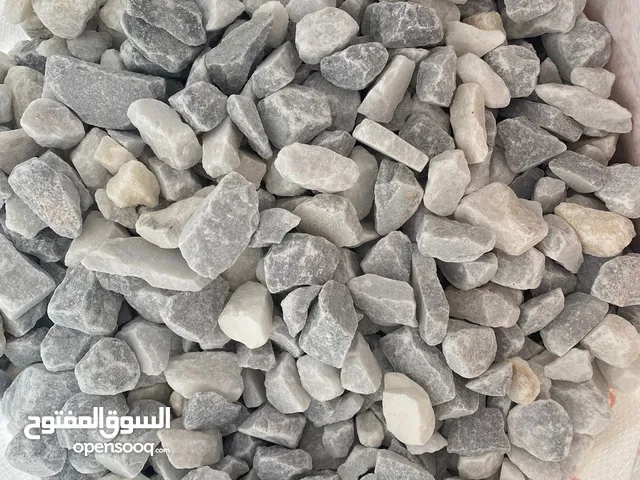 حجار زينة للحدائق جميل جدا سعر شامل التوصيل اربد