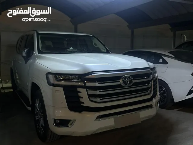 Used Toyota Land Cruiser in Basra