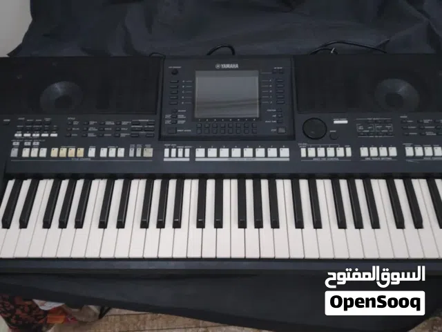 Yamaha A2000