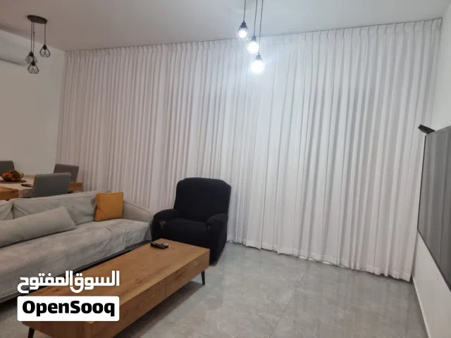 250 m2 3 Bedrooms Apartments for Rent in Ramallah and Al-Bireh Um AlSharayit