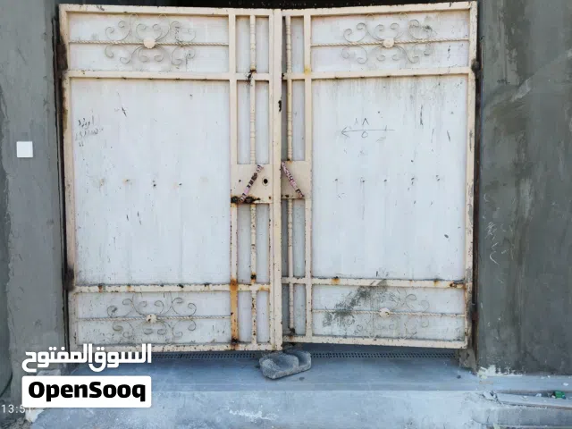 باب كراج مترين ونصف مستعمل للبيع