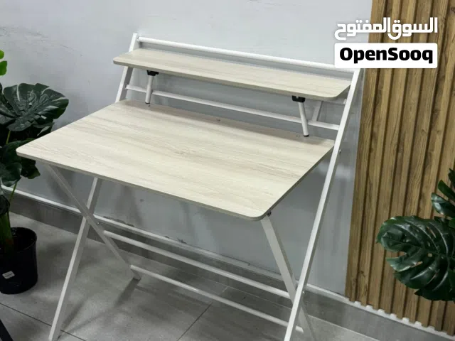 طاولة عصرية عملية