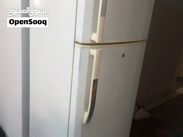 ثلاجة LG مستعملة للبيع