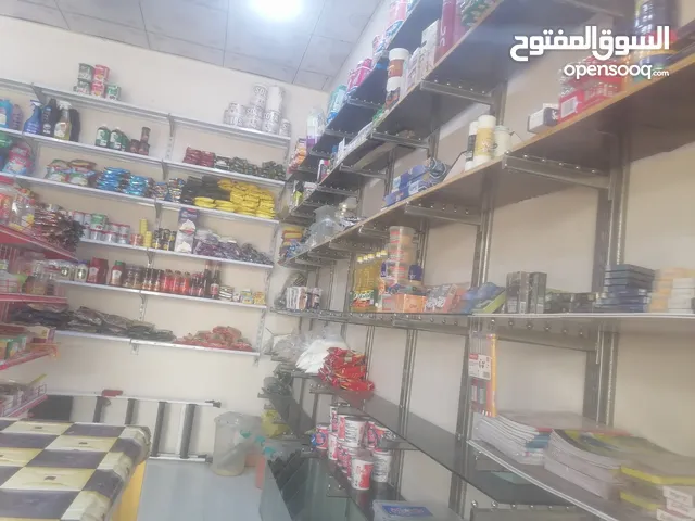 محل للايجار او بيع الغرض داخل المحل