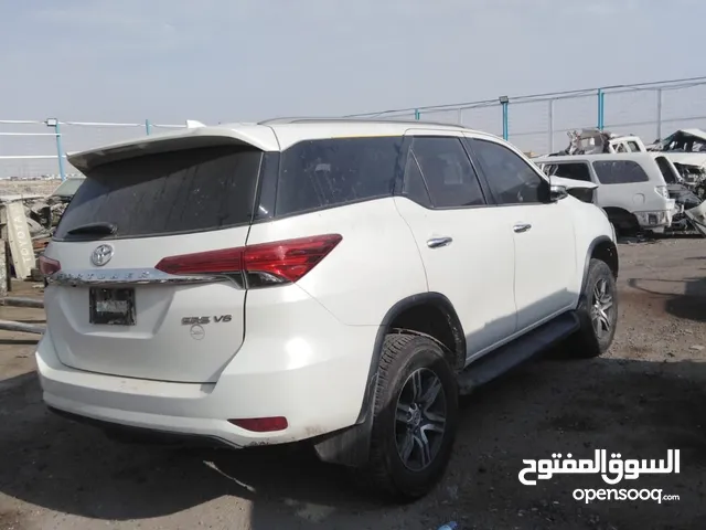 جميع انواع قطع غيار السيارات المستعمله تشليح