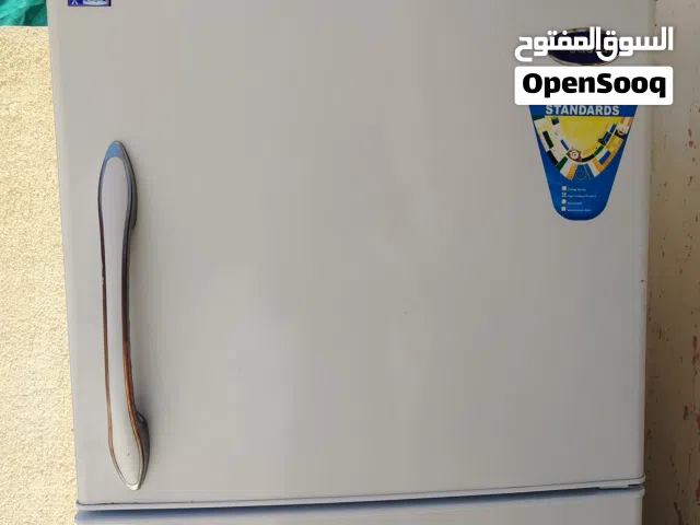 ثلاجة فيديرال (Federal) بحالة ممتازة ونظيفة جداً