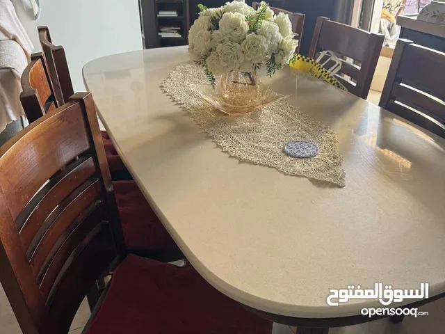 6 كراسي سفرة للبيع بشكل سريع بسبب النقل