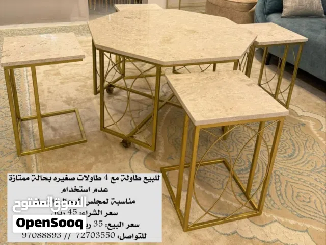 طاولات بحالة ممتازة