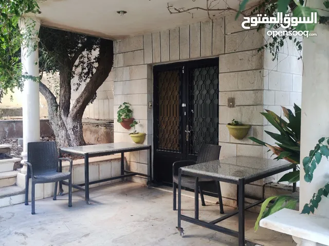 632 m2 More than 6 bedrooms Villa for Sale in Amman Al Kamaliya