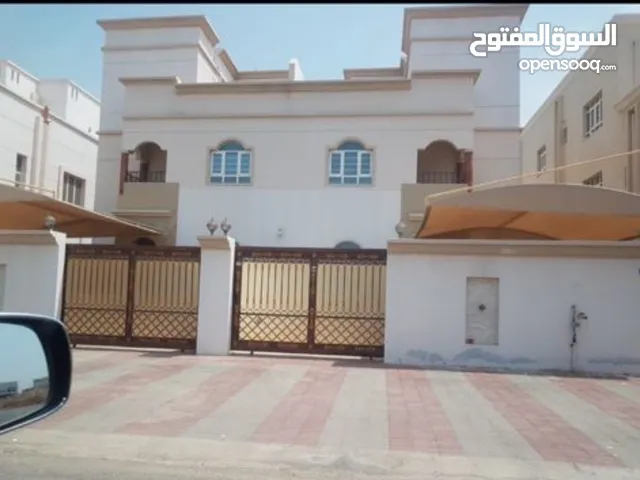 450 m2 More than 6 bedrooms Villa for Rent in Muscat Al Mawaleh