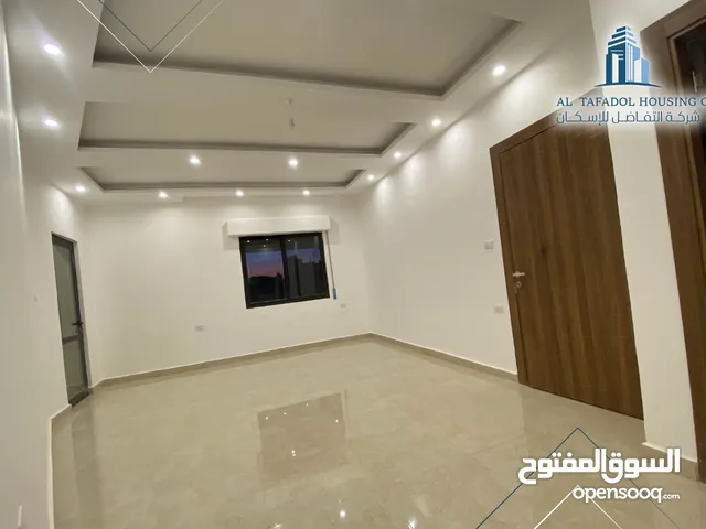 145 m2 3 Bedrooms Apartments for Sale in Amman Al-Marqab