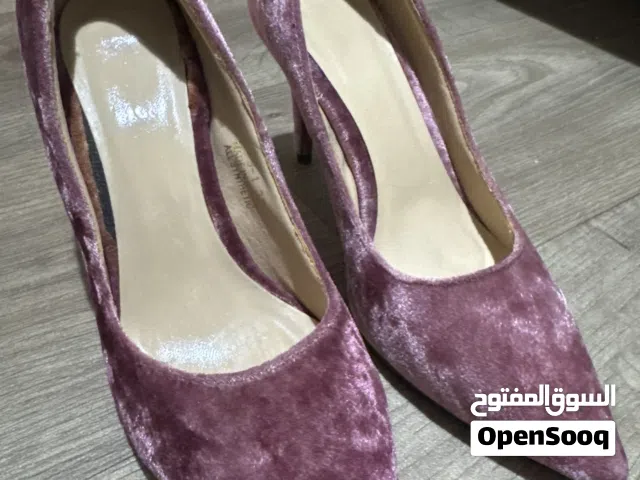 كعب نمرة 37