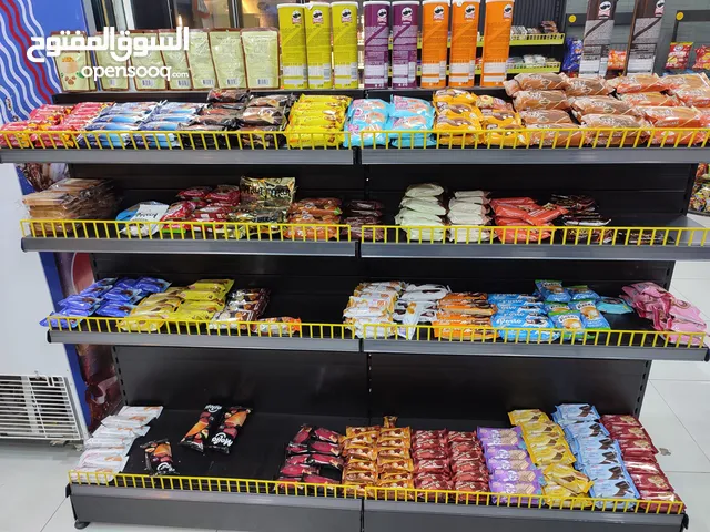 مطعم معجنات و قهوة للبيع لعدم التفرغ