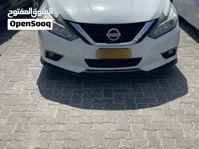2017 نيسان التيما SR
