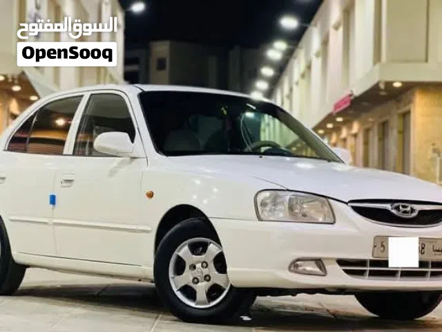 هونداي فيرنا موديل 2012 للبيع 4000 ولا عيب