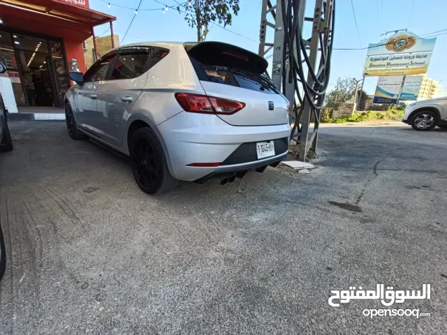 سيات ليون 2016 /17