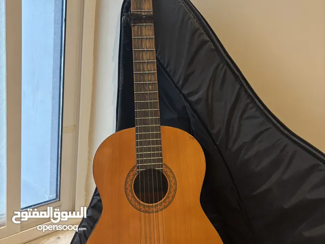 جيتار كلاسيك Yamaha C40 شبه جديد