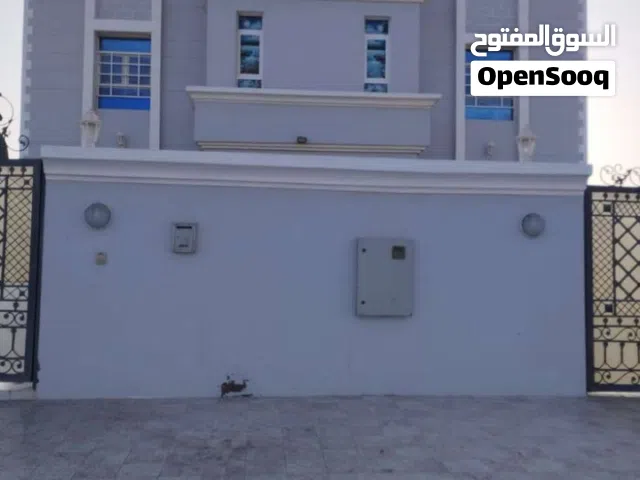 منزل للبيع في حي عاصم الحدريه مع اثاث 85 الف بدون اثاث 80 الف موقع ممتاز ع شارع