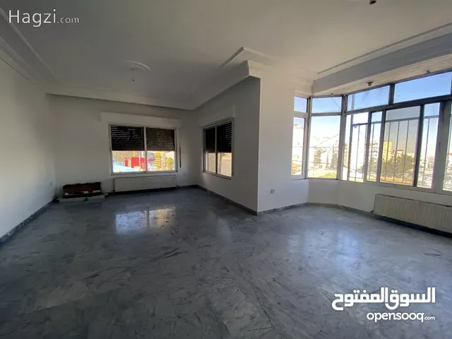 شقة غير مفروشة للإيجار 200م2 ( Property 15614 ) سنوي فقط