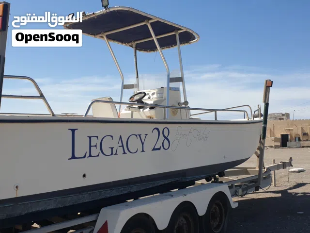 قارب مسطح 28 قدم مع قالوصة نظيف جدا