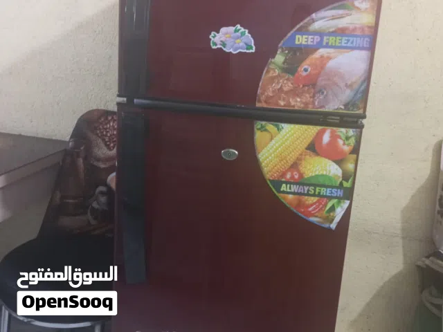 ثلاجة للبيع