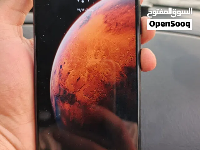 شاومي نوت 8 رام6 مساحة تخزين 128 هاتف نضيف خالي من ااخدوش والكسور مش مفتوح والا مغيره في حاجة بكل