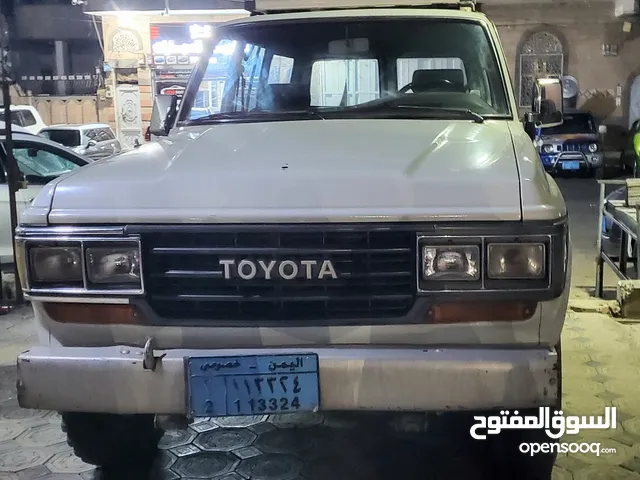 Toyota Land Cruiser 1989 in Sana'a
