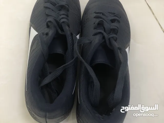 43 Sport Shoes in Muscat